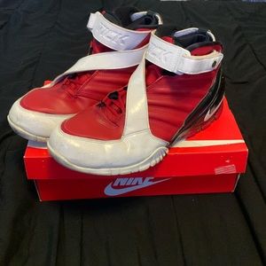 Nike Air Zoom Vick 3's